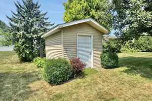 702 S Saratoga St, Marshall, MN 56258 - Photo 23