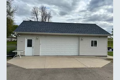2200 Eunice Drive, Albert Lea, MN 56007 - Photo 3