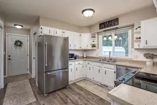 716 W River St, Waterville, MN 56096 - Photo 11