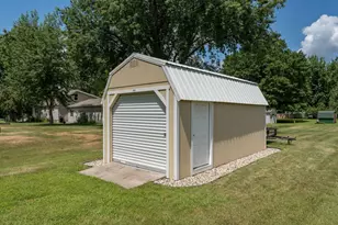 716 W River St, Waterville, MN 56096 - Photo 45