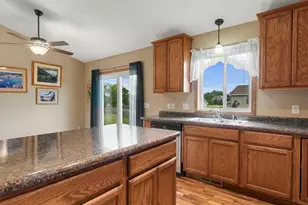 1026 Roosevelt St S, Cambridge, MN 55008 - Photo 15