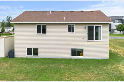 1026 Roosevelt Street S, Cambridge, MN 55008 - Photo 57
