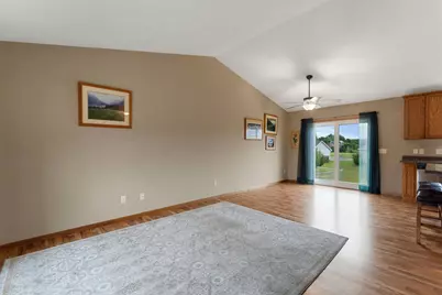 1026 Roosevelt Street S, Cambridge, MN 55008 - Photo 21