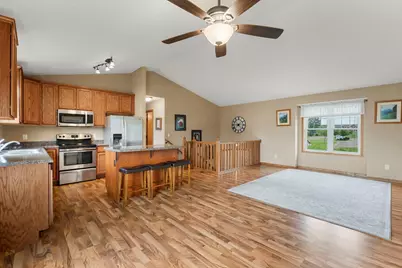 1026 Roosevelt Street S, Cambridge, MN 55008 - Photo 23