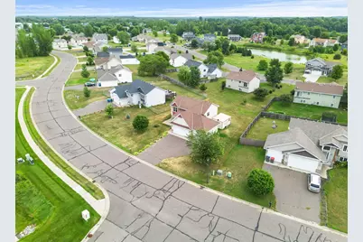 1026 Roosevelt Street S, Cambridge, MN 55008 - Photo 7