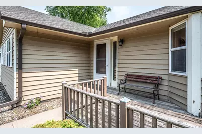 17028 Glenwood Avenue, Lakeville, MN 55044 - Photo 9