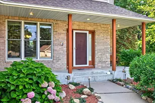 507 Dorland Rd S, Maplewood, MN 55119 - Photo 3