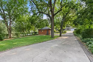 3084 Hamline Ave N, Roseville, MN 55113 - Photo 93