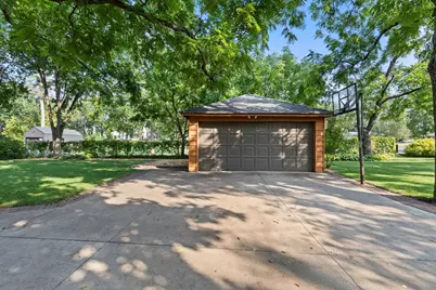3084 Hamline Avenue N, Roseville, MN 55113 - Photo 97