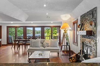 3084 Hamline Avenue N, Roseville, MN 55113 - Photo 25