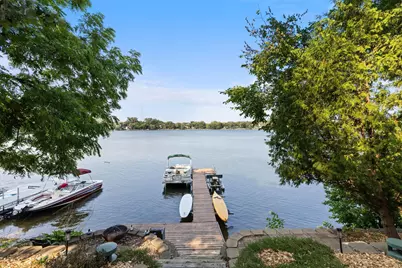 3084 Hamline Avenue N, Roseville, MN 55113 - Photo 5