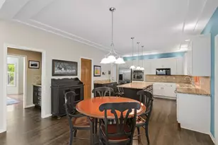 26335 Peach Cir, Excelsior, MN 55331 - Photo 7