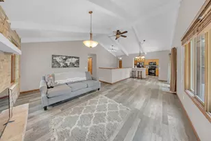 6864 Jeremy Ct, Eden Prairie, MN 55346 - Photo 9