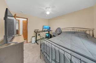 6864 Jeremy Ct, Eden Prairie, MN 55346 - Photo 15