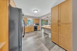 6864 Jeremy Ct, Eden Prairie, MN 55346 - Photo 5