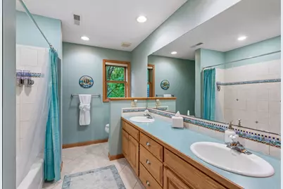 8235 Enclave Cove, Woodbury, MN 55125 - Photo 45