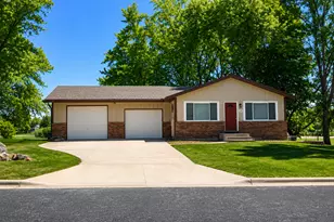 134 7th Ave NW, Lonsdale, MN 55046 - Photo 1