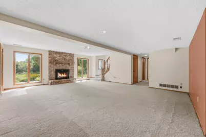 386 Bear Avenue S, Vadnais Heights, MN 55127 - Photo 25