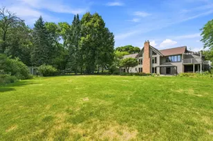 386 Bear Ave S, Vadnais Heights, MN 55127 - Photo 37
