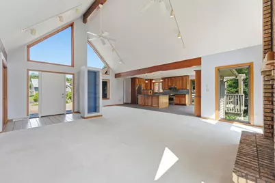 386 Bear Avenue S, Vadnais Heights, MN 55127 - Photo 7