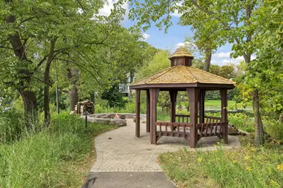 1625 Locust Hills Trail, Wayzata, MN 55391 - Photo 45