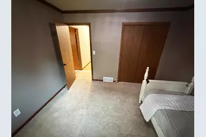 990 Blackoak Road, Eau Claire, WI 54701 - Photo 27