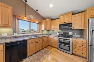 20345 Geneva Trail, Faribault, MN 55021 - Photo 9