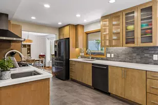 2032 Sheridan Ave, Saint Paul, MN 55116 - Photo 11