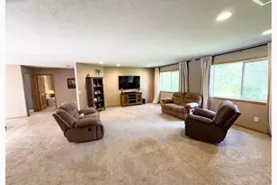 4872 Monroe Ave SW, Bemidji, MN 56601 - Photo 7