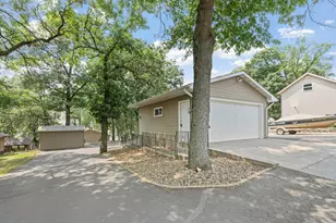 11426 54th St, Clear Lake, MN 55319 - Photo 3