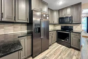 1024 5th St SW, Willmar, MN 56201 - Photo 9