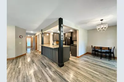 1024 5th Street SW, Willmar, MN 56201 - Photo 5