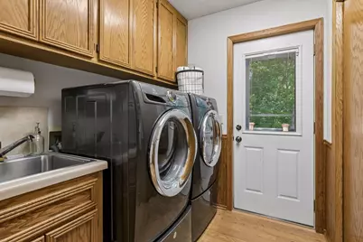 13645 Georgia Drive, Apple Valley, MN 55124 - Photo 19