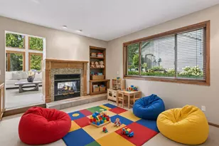 13645 Georgia Dr, Apple Valley, MN 55124 - Photo 9