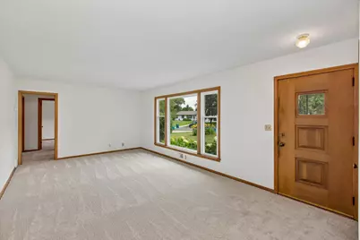 9908 Humboldt Avenue S, Bloomington, MN 55431 - Photo 5