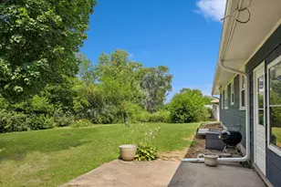 9908 Humboldt Ave S, Bloomington, MN 55431 - Photo 23
