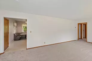 9908 Humboldt Ave S, Bloomington, MN 55431 - Photo 7