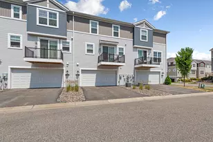 860 Roselyn Dr, Victoria, MN 55386 - Photo 5