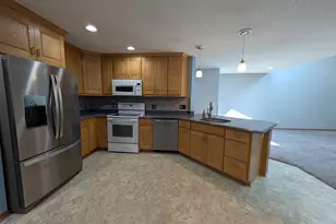 2628 Viola Heights Dr NE, Rochester, MN 55906 - Photo 5