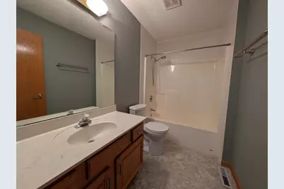 2628 Viola Heights Drive NE, Rochester, MN 55906 - Photo 17