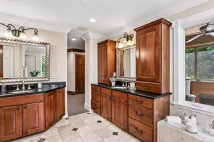2890 Autumn Woods Dr, Chaska, MN 55318 - Photo 25