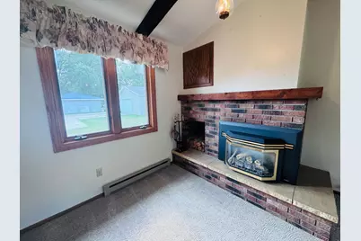 508 Kneale Avenue S, Thief River Falls, MN 56701 - Photo 7