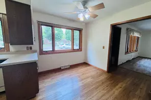 508 Kneale Ave S, Thief River Falls, MN 56701 - Photo 11