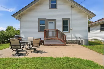 210 6th Avenue N, South Saint Paul, MN 55075 - Photo 37