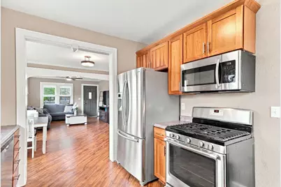 210 6th Avenue N, South Saint Paul, MN 55075 - Photo 9