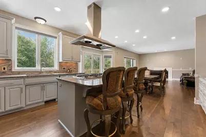 6453 Oxford Road N, Shakopee, MN 55379 - Photo 3