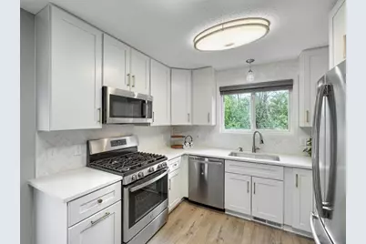 7775 Village Street, Chanhassen, MN 55317 - Photo 5