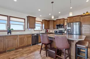 537 Elm St N, Kimball, MN 55353 - Photo 7