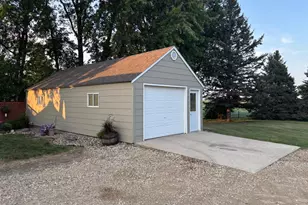 27366 260th St, Worthington, MN 56187 - Photo 45