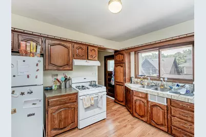 1718 Hague Avenue, Saint Paul, MN 55104 - Photo 13